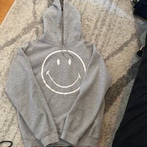 PacSun smily face sweatshirt